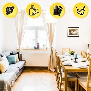 https://royal-castle-apartment.krakowhotelspoland.com