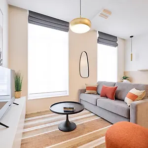 https://place-du-grand-sablon.brusselshotelsbook.com